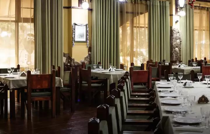 Get Upto Rs 300 Cashback On Eazydiner On Payments Via Mobikwik Upi